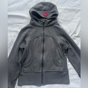 women’s lululemon zip up